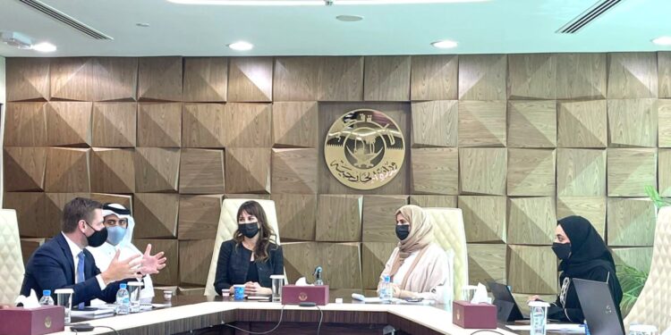 امریکايي او قطري چارواکو پر افغانستان خبرې کړې دي