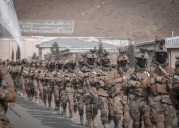 دفاع وزیر: له خپلې خاورې او خلکو د دفاع پوره وړتیا لرو