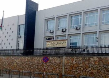 ا.ا: د راتلونکي کال بودجه له بهرني تمویل پرته چمتو شوې ده