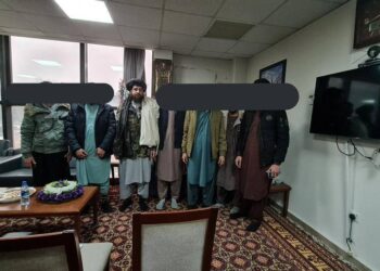 دفاع وزارت: پنځه افغان پيلوټان بېرته هېواد ته راستانه شوي