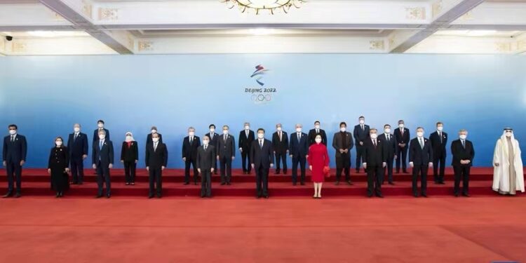 چين نړۍ ته په زړه پورې سپورټي ډګر برابر کړی