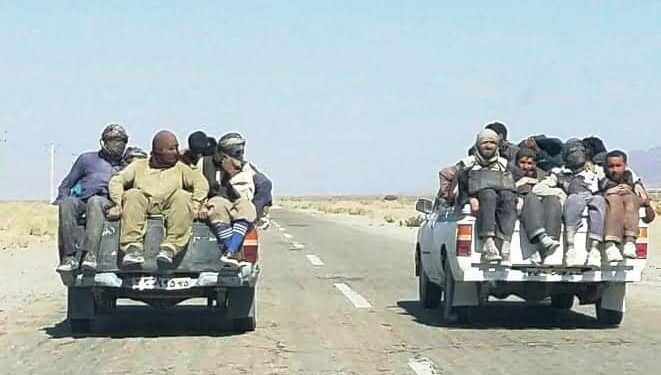 نیویارک ټایمز: هره ورځ سلګونه افغانان له قاچاقي لارو ایران ته اوړي
