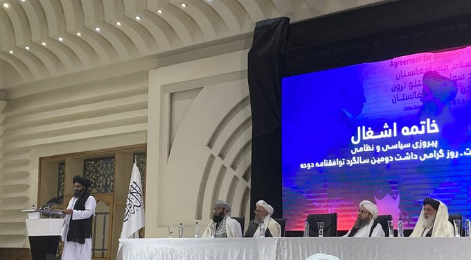 ملا برادر: ځوانان دې بهر ته د تګ پر ځای خپل هېواد ته خدمت وکړي