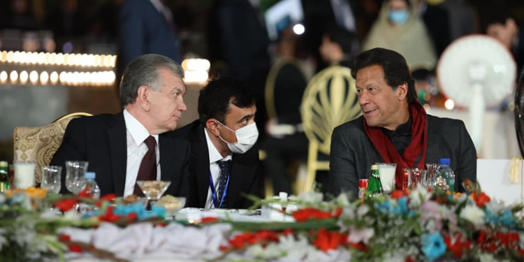اوزبکستان د کابل – پېښور د اوسپنې پټلۍ پر جوړېدو ټينګار کړی