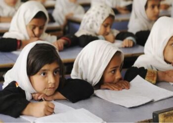 د ماشومانو د ژغورنې کمېټه: د ښوونځیو په تړاو د حکومت د پرېکړې هرکلی کوو