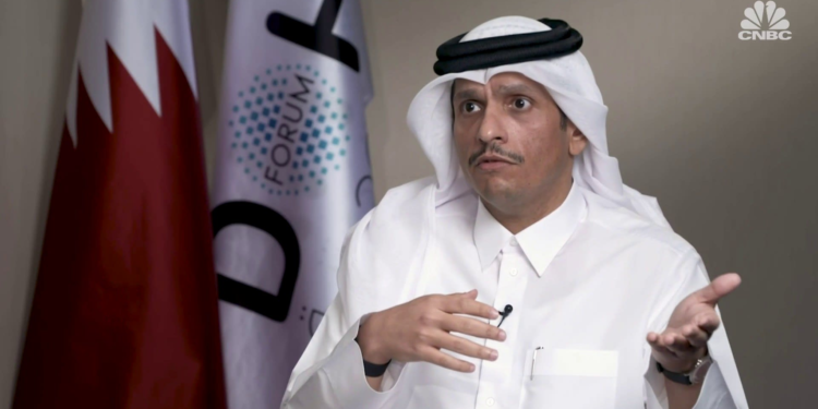 د قطر د بهرنیو چارو وزیر: تمه لرو چې افغانستان کې ښوونځي بېرته فعال شي