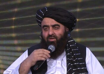 متقي: دیپلوماسي باید د هېوادونو د مشروع منافعو د ساتنې وسیله وي