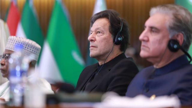 عمران خان: افغانان په خپلو چارو کې بهرنۍ مداخلې نه شي زغملی