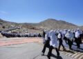 پوهنې وزارت: د نجونو د ښوونځيو پرانیستلو هڅې دوام لري