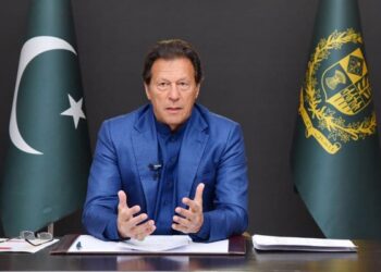 عمران خان: امریکا نور نه غواړي چې زما حکومت دوام وکړي