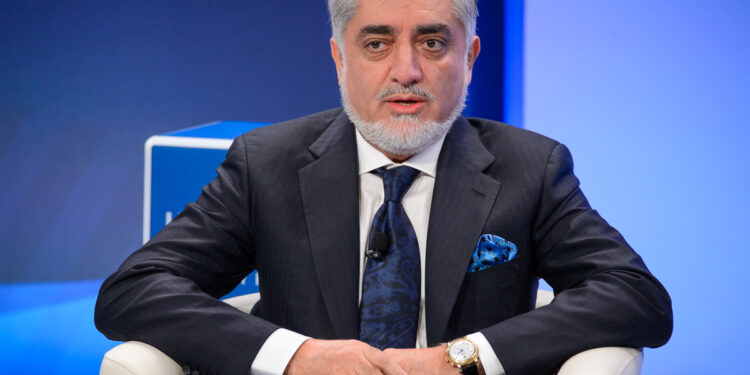 عبدالله: جرمني دې د افغان کډوالو ستونزو ته رسیدګي وکړي