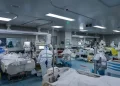 کرونا وبا په دوو کلونو کې ۱۵ ميليونه انسانان مړه کړي