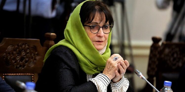 دیبورا لاینز: افغانستان نړیوالې ټولنې ته ډېر مهم دی هېروی یې نه شي