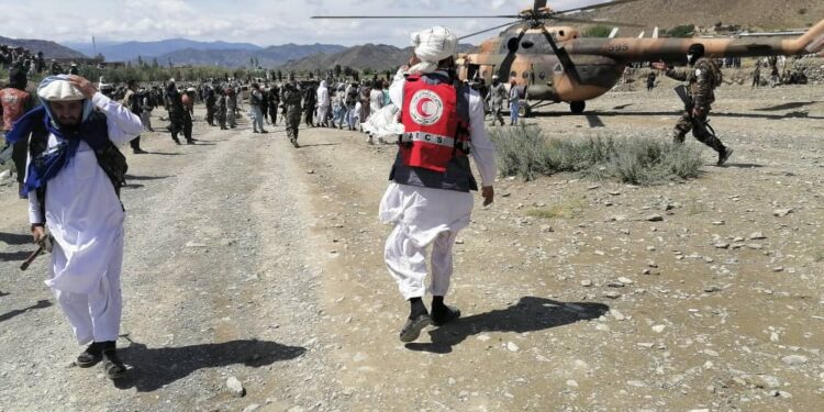 منصوري قول اردو: پکتیکا ته ۳۰ امبولانسونه او څلور چورلکې رسېدلې