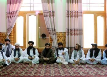 د ا.ا لوی مشر: سوداګر دې د اقتصادي خپلواکۍ برخه کې رغنده ګامونه واخلي