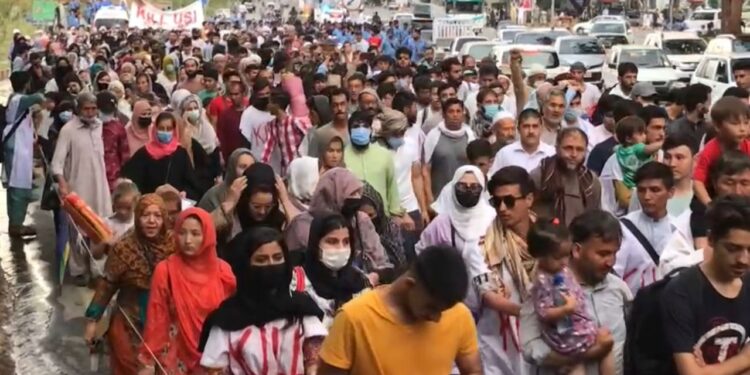 پاکستان او م.م: د ۱،۵ میلیونه افغان کډوالو د تایید لړۍ بشپړه شوه