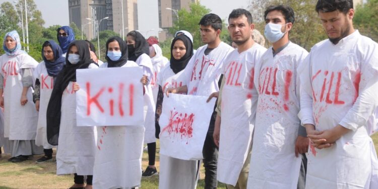 د بخښنې نړیواله اداره: د افغان کډوالو پر وړاندې تاوتریخوالی د منلو نه دی