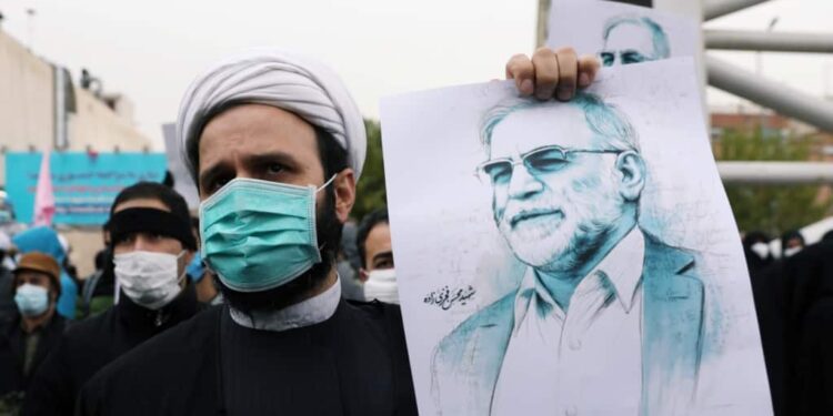 ایران: امریکا دې د وژل شویو ایراني ساینس پوهانو غرامت ورکړي