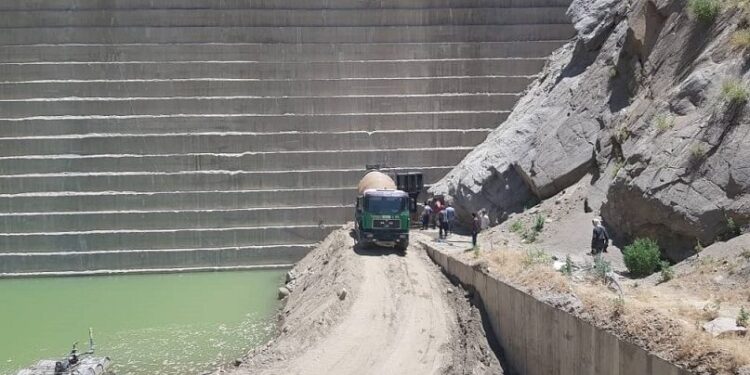 اقتصادي کمیسیون د شاه عروس بند د پاتې چارو پر بشپړولو ټینګار کړی