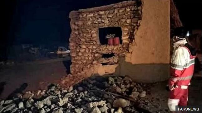 ایران کې زلزله؛ پنځه تنه مړه شوي او ۳۹ نور ټپیان دي