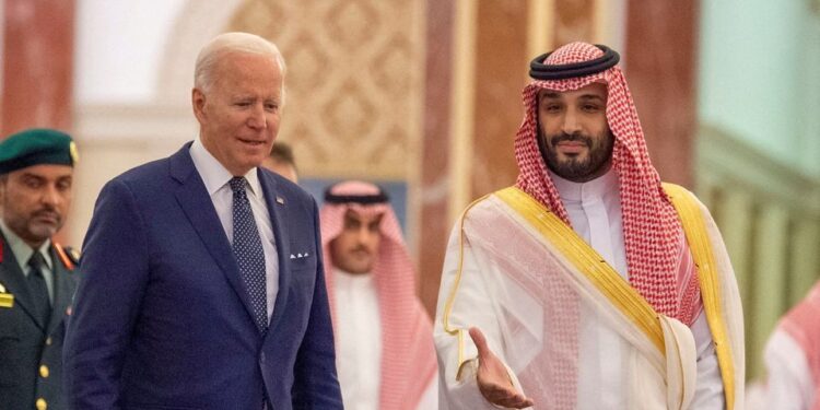 بایډن له محمد بن سلمان سره د خاشقجي د وژل کېدو پر موضوع غږېدلی