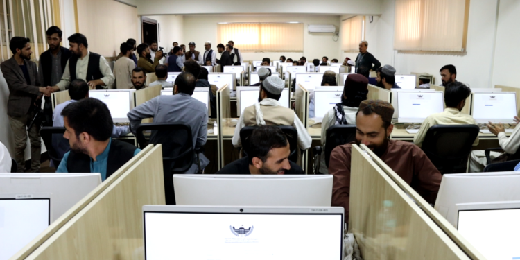 کابل کې د برېښنايي ازموينې مرکز بېرته خپل فعالیت پیل کړ