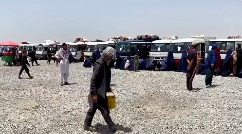 له کابل سلګونه داخلي بې ځایه شوي خپلو کورونو ته ستانه شول