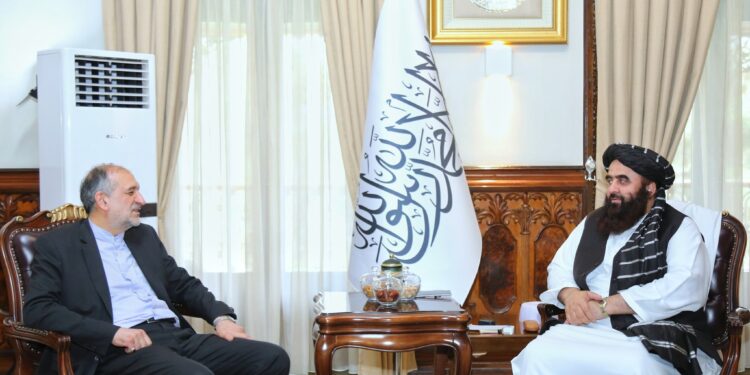 متقي: هڅه کوو افغانستان د سیمې د ټرانزیټ په مرکز بدل کړو