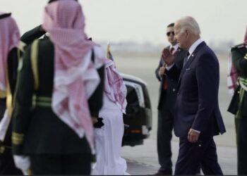 د بایډن ناهیلي؛ عرب مشران پر امریکا بې باوره دي