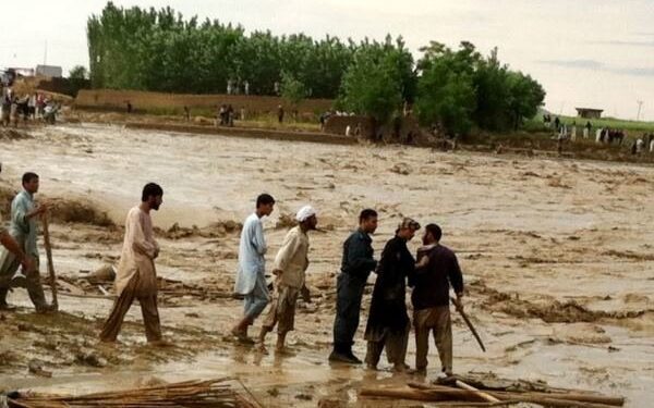 افغانان د نړیوالو لاسنیوي ته اړتیا لري
