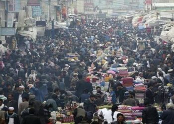 افغانستان کې اقتصادي بحران شدید شوی دی