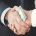 د سولې انستیتوت: اداري فساد د تېر حکومت د چپه کېدو ستر لامل و