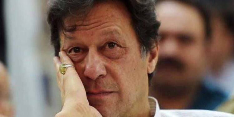 عمران خان د پاکستان له سترې محکمې د نه نېول کېدو ضمانت غوښتی