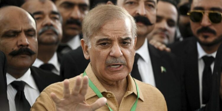 شهباز شریف: ملګري هېوادونه د سوالګرو په سترګه راته ګوري