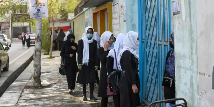 یوناما: د ښوونځيو تړل به د افغانستان پر وړاندې کړکېچونه ډېر کړي