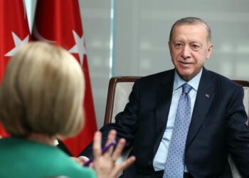 اردوغان: پوتین په اوکراین کې د جګړې ختمولو ته چمتو دی