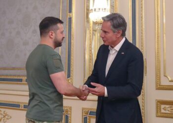 بلېنکن او زلینسکي د اوکراین په اړه خبرې کړې