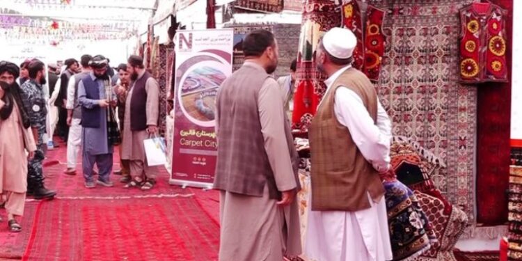 چین او ازبکستان کې د افغاني تولیداتو نندارتون جوړیږي