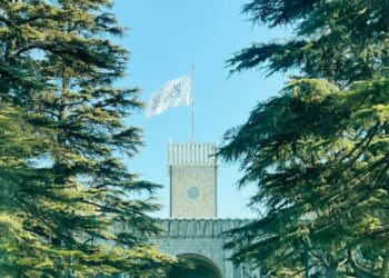 مجاهد: افغانستان په سیمه ییز اتصال کې متوازن سیاست غوره کړی