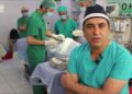 کابل کې یو ډاکټر د چاک شونډو ۷۰ ماشومانو وړیا درملنه کوي