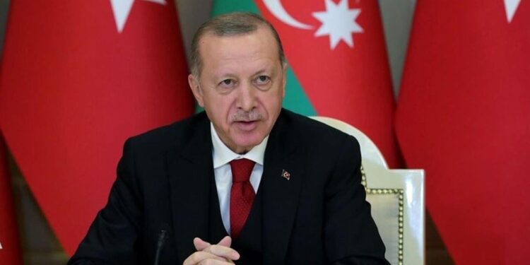 اردوغان: که سوېډن او فنلنډ ژمنې عملي نه کړې ناټو کې د غړیتوب مخه یې نیسو