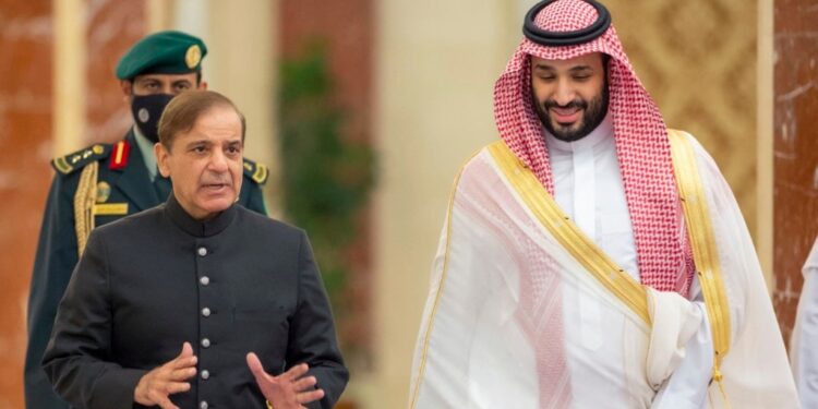 د سعودي ولیعهد پاکستان ته خپل سفر ځنډولی دی
