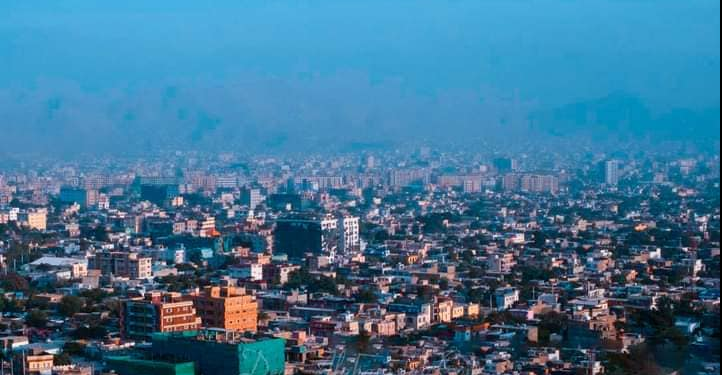 حکمتیار: هېواد کې پاتې خلک هم د وتلو په هڅه کې دي