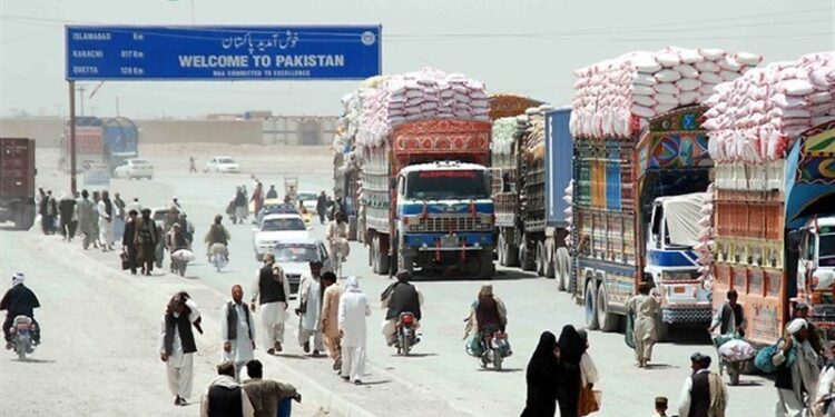 الکوزی: د چمن لارې تړل کېدل د دواړو لورو د سوداګرو په زیان ده