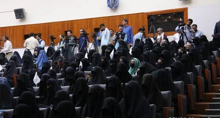 ا.ا: تر بل هر وخته اوس د ښځو حقونو ته درناوی کېږي