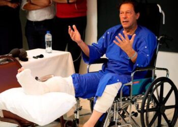 عمران خان: څلورو کسانو په یوه تړلي اطاق کې زما د وژلو پلان جوړ کړی