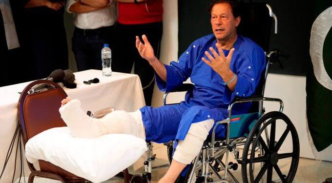 عمران خان: څلورو کسانو په یوه تړلي اطاق کې زما د وژلو پلان جوړ کړی