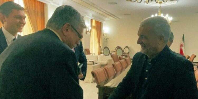 ایراني او روسي چارواکو د افغانستان په اړه خبرې کړې دي
