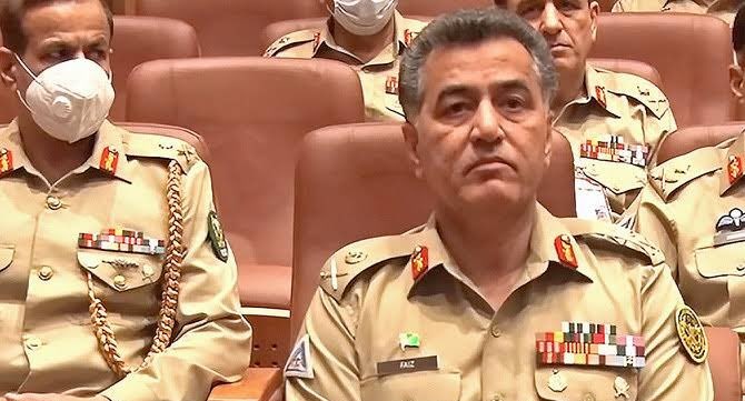 جنرال فیض حمید د پاکستان په پوځ کې دنده پرېږدي