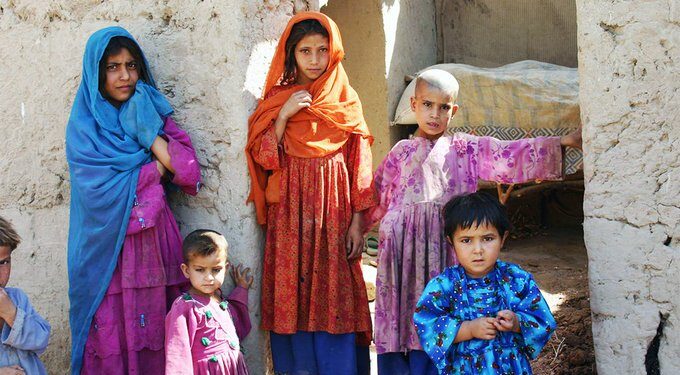 سور صلیب: افغانستان د نړیوالې ټولنې بېړنیو مرستو ته اړتیا لري